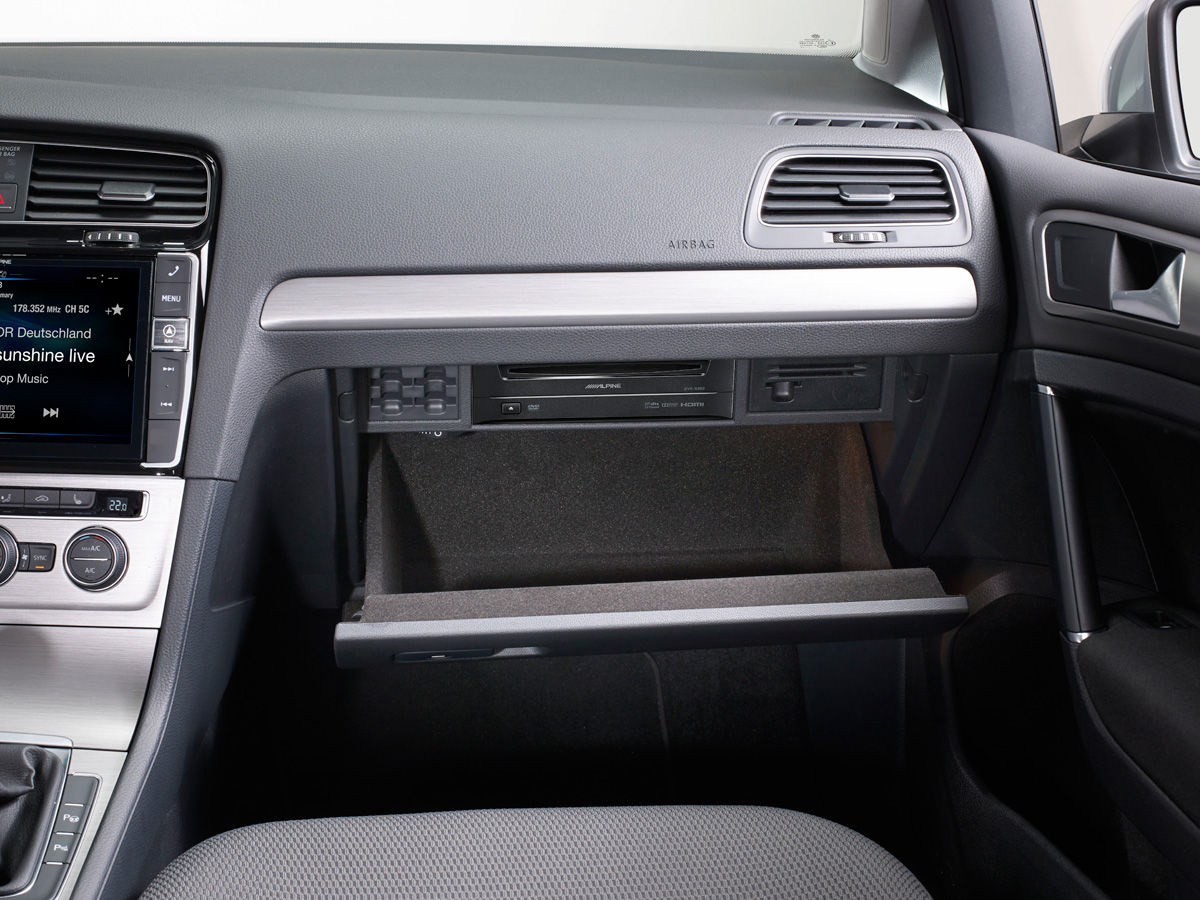 Alpine DVE-5300G DVD-Player für Volkswagen Golf VII und SKODA Octavia 3